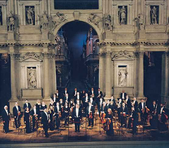 维也纳宫廷爱乐乐团